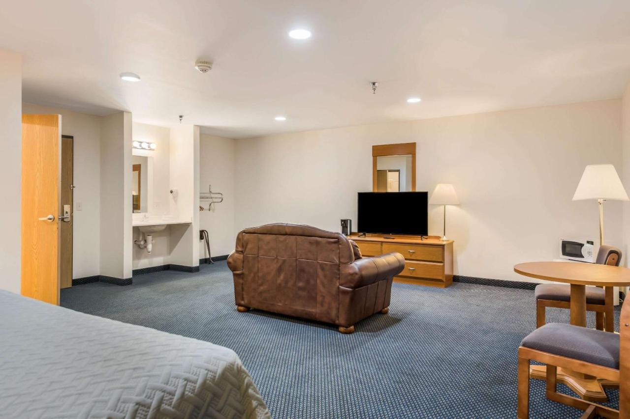 Econo Lodge Rice Lake Eksteriør billede