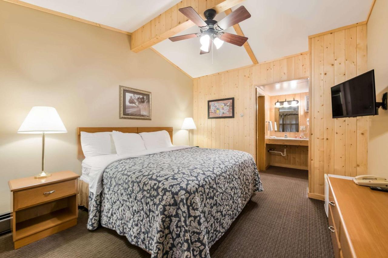 Econo Lodge Rice Lake Eksteriør billede