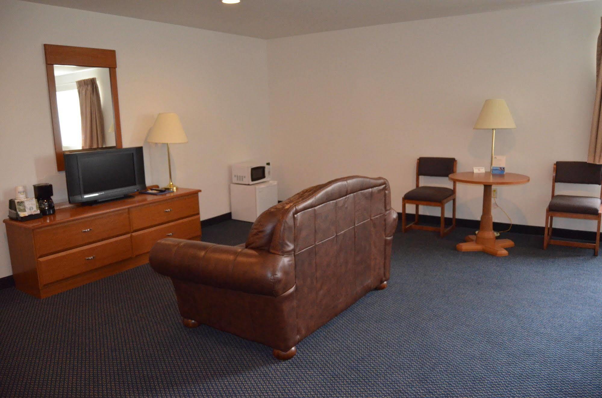 Econo Lodge Rice Lake Eksteriør billede