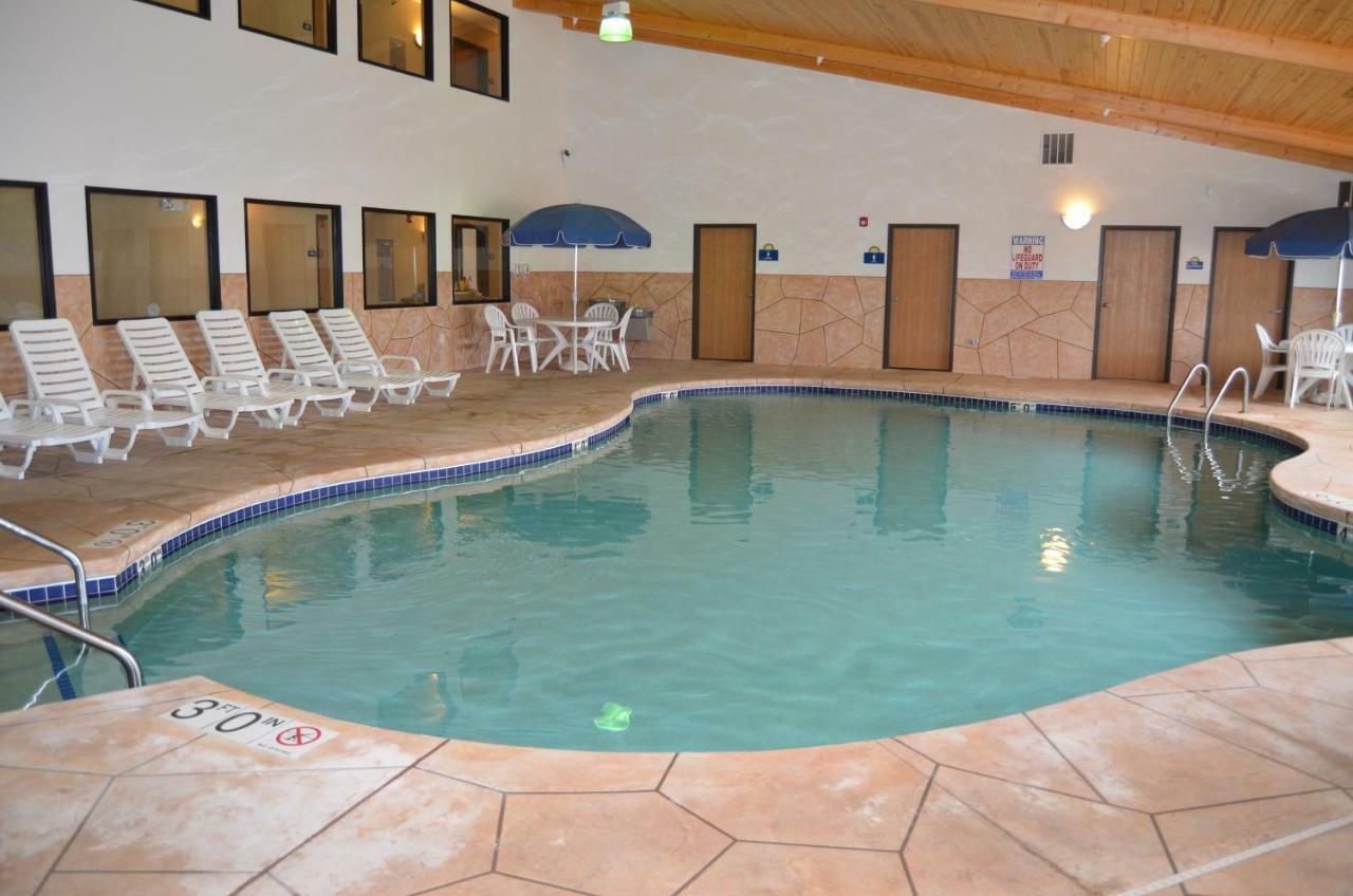 Econo Lodge Rice Lake Eksteriør billede